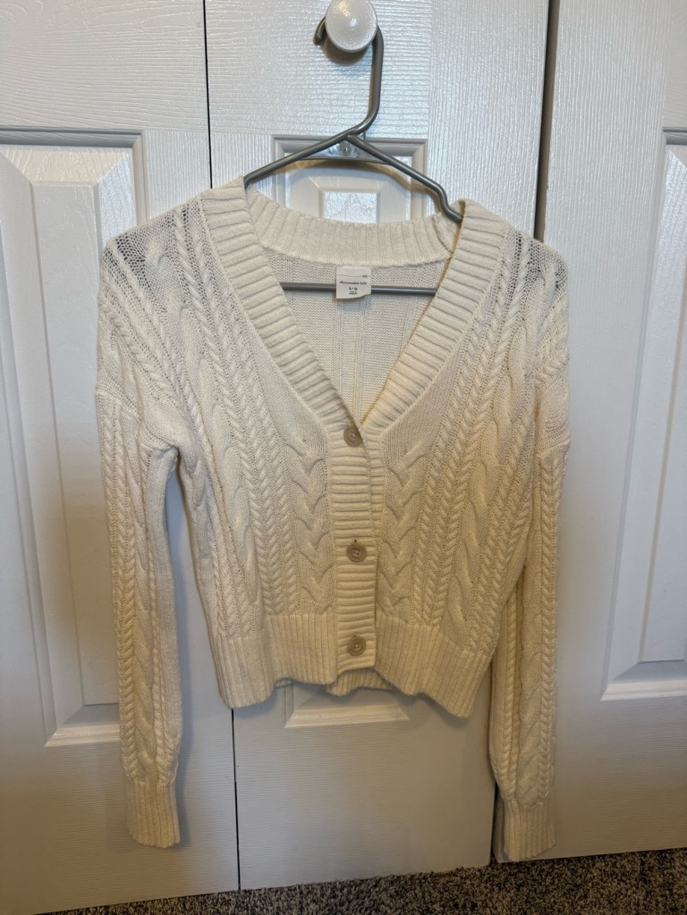 Abercrombie cable-Knit Button Cardigan Sweater - Cream